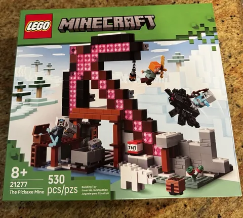 LEGO Minecraft The Pickaxe Mine 21277 Brand New Sealed Free Shipping