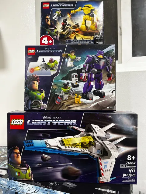 LEGO Lightyear:XL-15 Spaceship (76832), Zurg Battle(76831), ZyclopsChase( 76830)