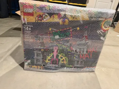 LEGO The LEGO Batman Movie 70922 The Joker Manor 3,444 pcs 14+ Brand New