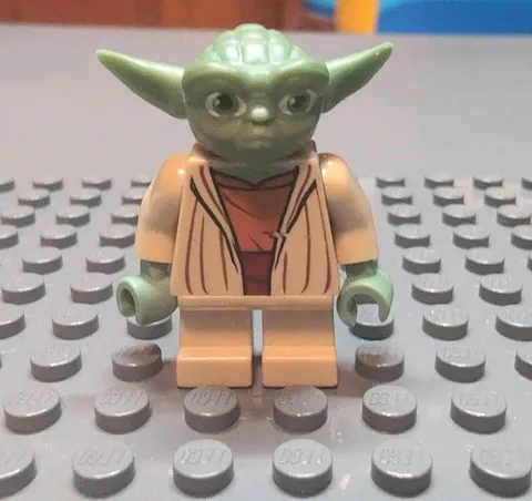 LEGO Star Wars Yoda Minifigure, Clone Wars, White Hair, sw0446, 75002