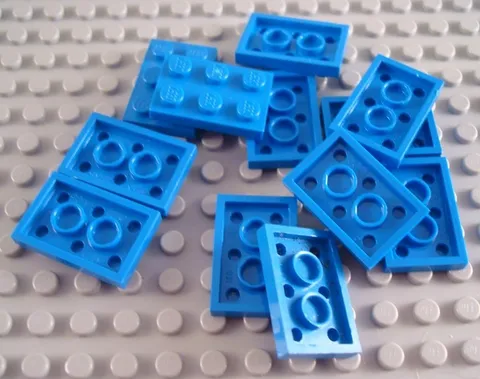 LEGO Lot of 12 Blue 2x3 Flat Plate Pieces