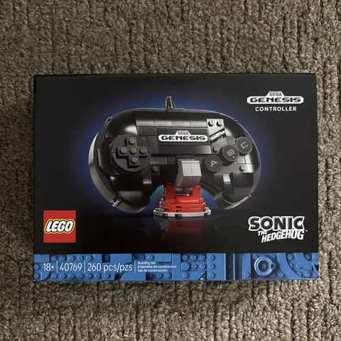 LEGO 40769 SEGA Genesis Controller 260pcs Limited Edition