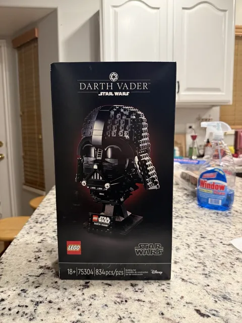 LEGO 75304 Star Wars: Darth Vader Helmet NEW SEALED RETIRED