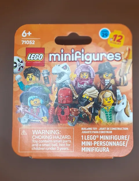 Lego Series 29 CMF - Bionicle Cosplayer (In-Hand/Ships Fast!)