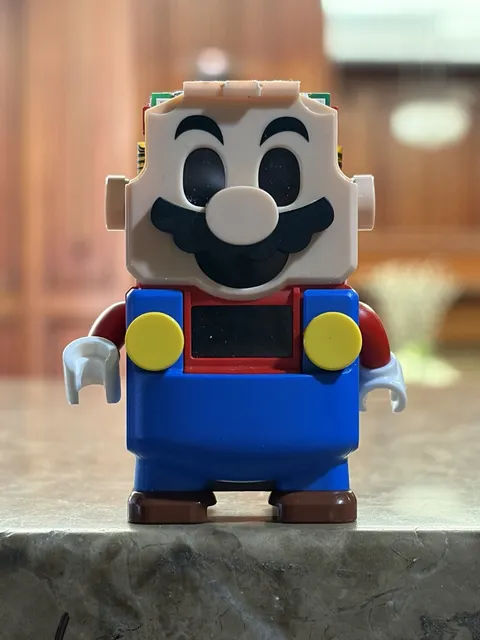 LEGO Super Mario Electronic Interactive Mario Minifigure 71360 Starter Course