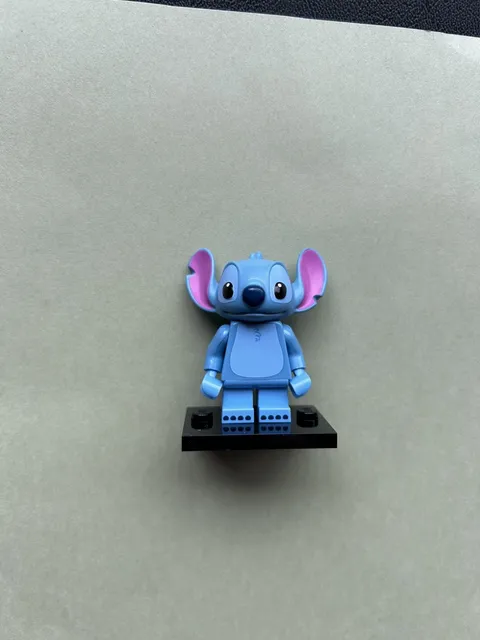 LEGO Disney Stitch Mini-figure Collectible Minifig NEW Loose ￼Mint 