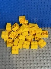 LEGO 2x2 yellow Plastic Brick Building Pieces Bulk Lot of 30 in Bag