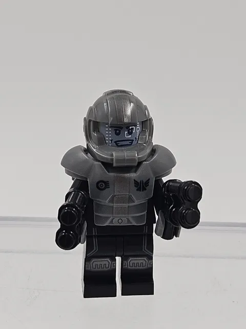 LEGO Series 13 Collectible Minifigures 71008 - Galaxy Trooper