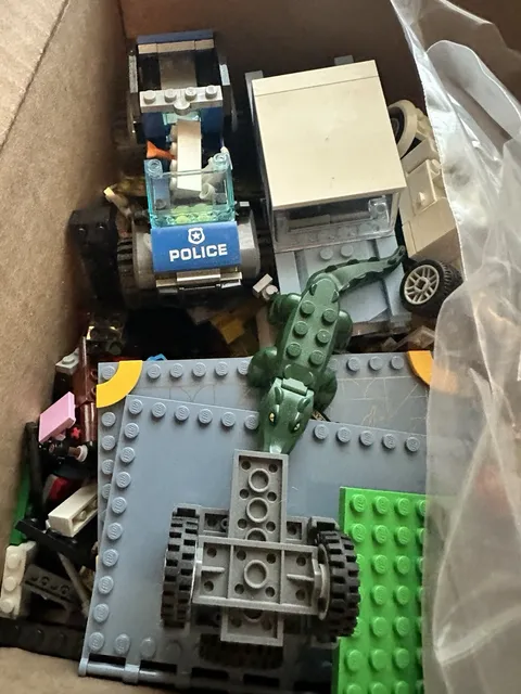 LEGO Bulk Lot 7.96 LB Minifigures Harry Potter Technic Cars Animals Parts