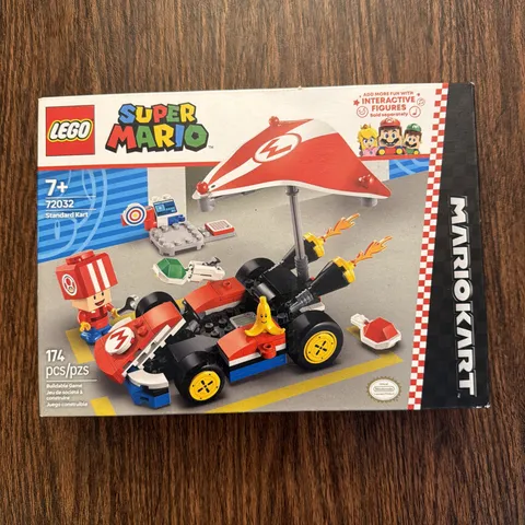 LEGO Super Mario Standard Kart 72032 174 Pieces Building Set Sealed