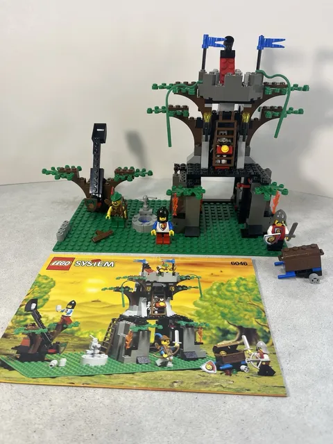 LEGO Castle: Hemlock Stronghold (6046)