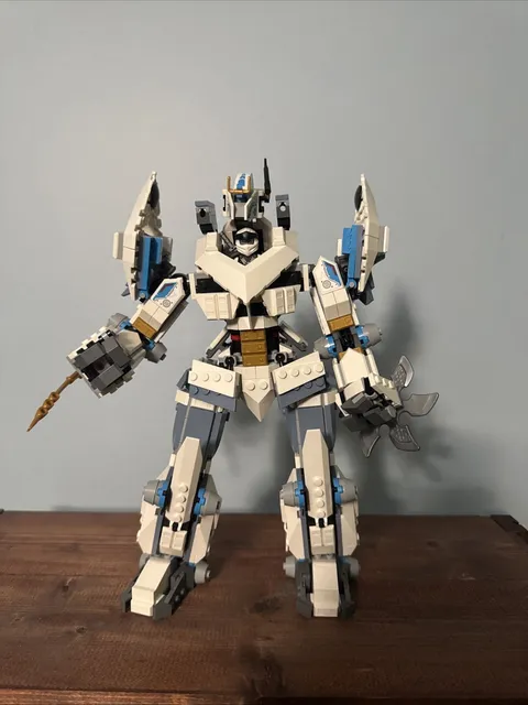 LEGO Ninja Zane's Titan Mech Battle 71738