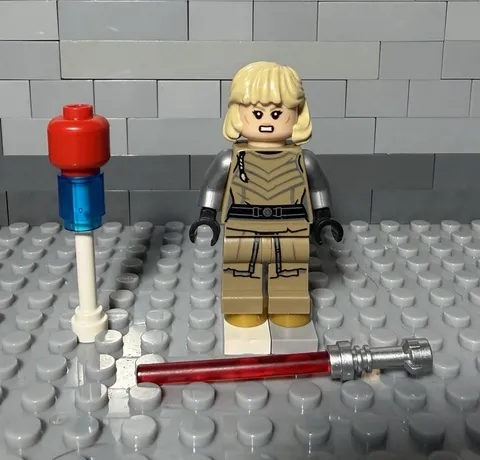 LEGO STAR WARS Shin Hati w/ Red Lightsaber