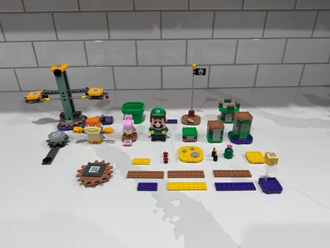 Retired Lego Adventures with Luigi Starter Course #71387 Super Mario Set
