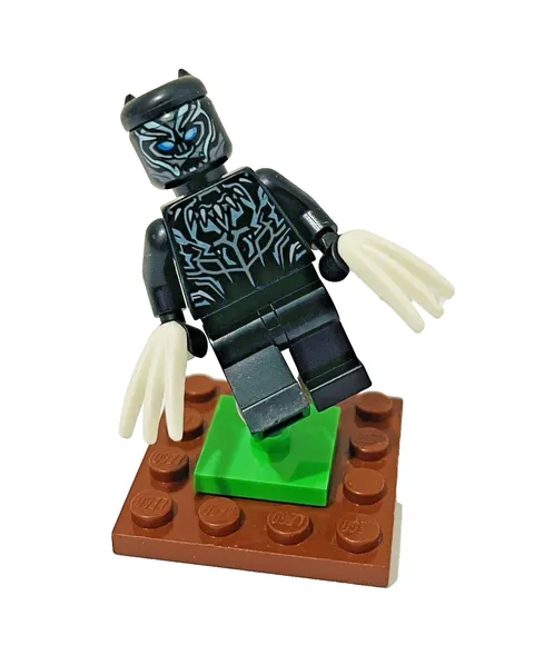 LEGO Black Panther Minifigure Marvel Avengers Authentic L2