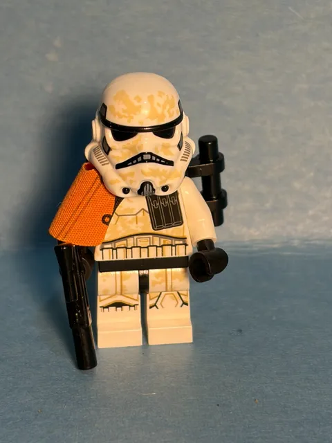 LEGO Star Wars Fig sw1132 - Sandtrooper Squad Leader - No Cracks/Light Scratches