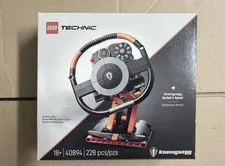 LEGO Technic 40894 Koenigsegg Steering Wheel IN HAND
