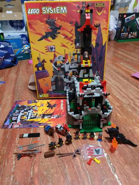 LEGO Fright Knights Night Lord's Castle 6097 Vintage 1997 Open box！