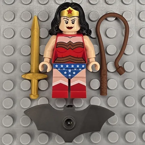 Lego DC Super Heroes Minifigure SH0004 Wonder Woman
