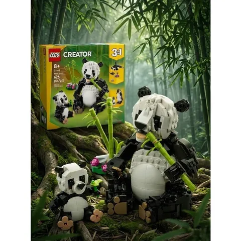 LEGO Creator 31165 Wild Animals Panda Family, Creative Playset Gift 7+