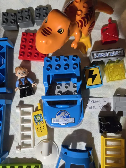 Duplo 10880 Jurassic T-Rex Tower Missing 1 Piece No Box