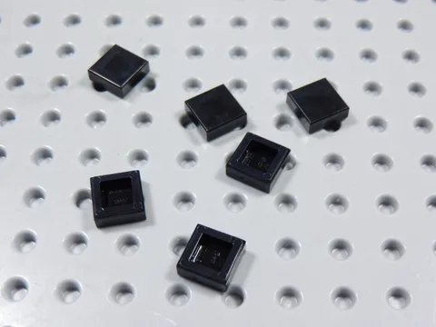 LEGO Lot of 6 Black 1x1 Smooth Tiles Plates BF