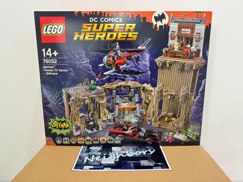 LEGO DC 76052 Batman Classic TV Batcave 2526pcs 9 Minifigs Retired New Sealed