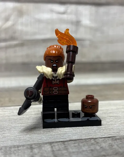 LEGO Dwarf Barbarian minifigure Dungeons & Dragons Series 70147 coldnd-1