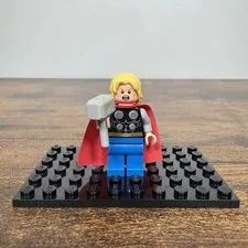 LEGO 76018 Thor - Mini Fig / Mini Figure & Hammer Super Heroes