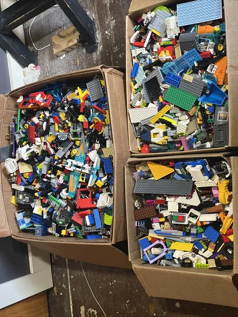1lb Of Lego Bricks - Incomplete Sets, Pieces, Parts, Bricks, & More - READ DESC
