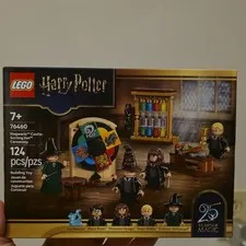 LEGO Harry Potter Hogwarts Castle Sorting Hat Ceremony 76460 124 pcs 25 Years