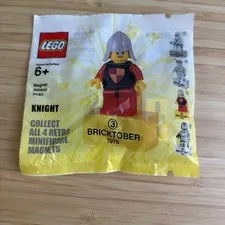 LEGO 2856225 Bricktober Knight (Week 3) NIP 1 Piece 2011 Polybag