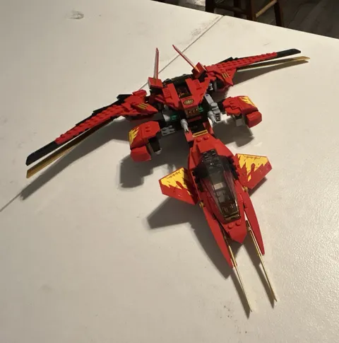 LEGO NINJAGO Legacy 71704 Kai Fighter Kai 513-Piece Set with Box ￼