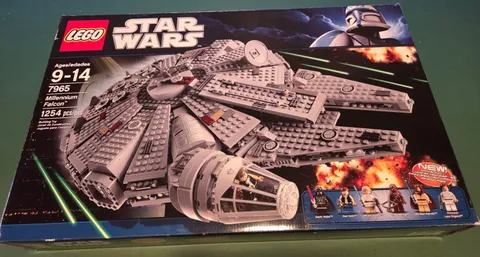 LEGO Star Wars: Millennium Falcon (7965), SEALED, Complete with Minifigs