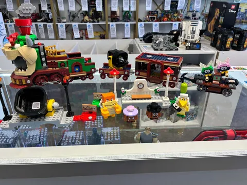 71437 The Bowser Express Train - Used