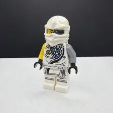 MINT Lego Ninjgo Zane Tournament Of Elements Robe Battle Damaged njo0228 RARE