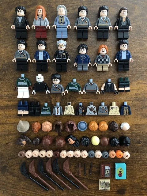 Lego Harry Potter Lot of Assorted MiniFigures, Parts and Pieces.