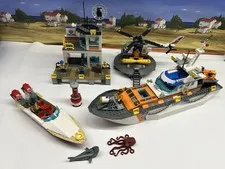 LEGO CITY: Coast Guard Head Quarters (60167) 100% complete - No Instructions