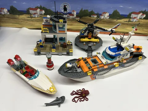 LEGO CITY: Coast Guard Head Quarters (60167) 100% complete - No Instructions