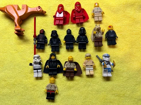 LEGO Star Wars Minifigure Lot Darth Vader & Stormtrooper Plastic 4+