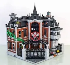LEGO Batman: Arkham Asylum 76300 - BUILD ONLY **No Minifigures**