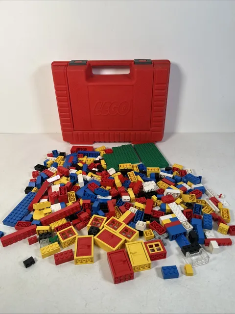 Vintage LEGO 1985 Red Plastic Storage Carrying Case 15x12x4" Snap Lid w/ Blocks