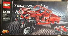 LEGO TECHNIC: Customized Pick-Up Truck (42029) - Complete w/box and instructions