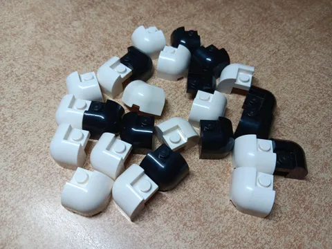 LEGO LOT 26 CURVED SLOPE CORNER ROUND 2 X 2 X 1 1/3 RECESSED STUD BLACK WHITE