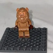 LEGO MOVIE 2 Cowardly Lion Minifigure Wizard of Oz Minifig 71023