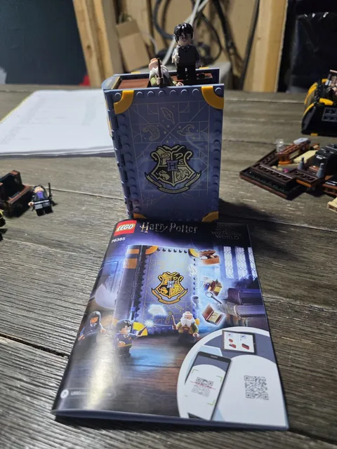 LEGO Harry Potter: Hogwarts Moment: Charms Class (76385)
