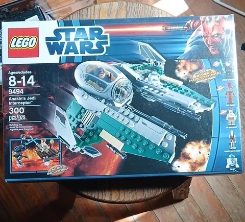 LEGO Star Wars The Clone Wars 9494 Anakin's Jedi Interceptor 300pcs Box 8-14