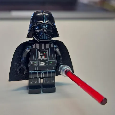 LEGO Darth Vader (Type 2 Helmet) 75093 sw0636 Minifig Complete