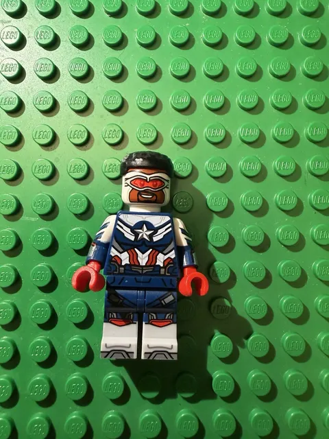 LEGO Marvel Captain America Colmar05 Minifigure Sam Wilson SH0999