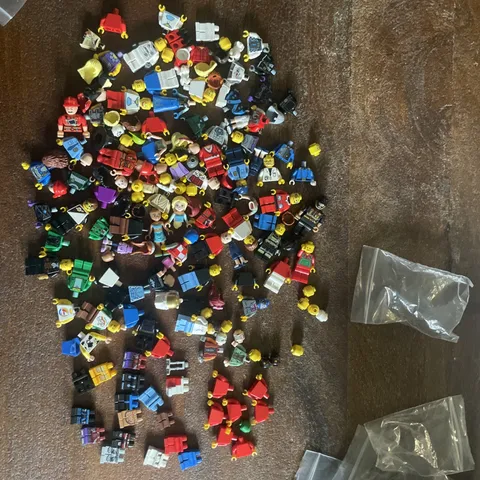 LEGO Minifigure Mixed Lot of Parts - Various Themes Star Wars castle space